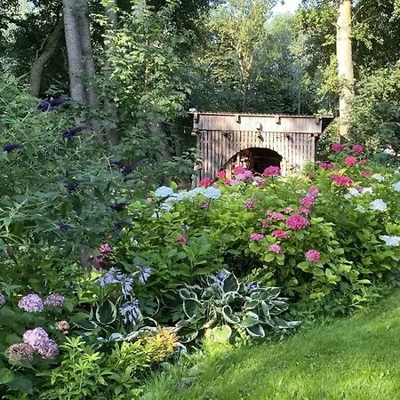 Feriehus Warft Simmerdeis 3 Comfortable Holiday Oldenswort
