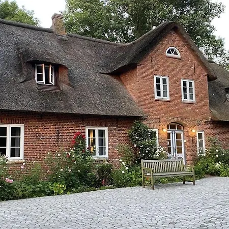 Warft Simmerdeis 3 Comfortable Holiday Feriehus Oldenswort